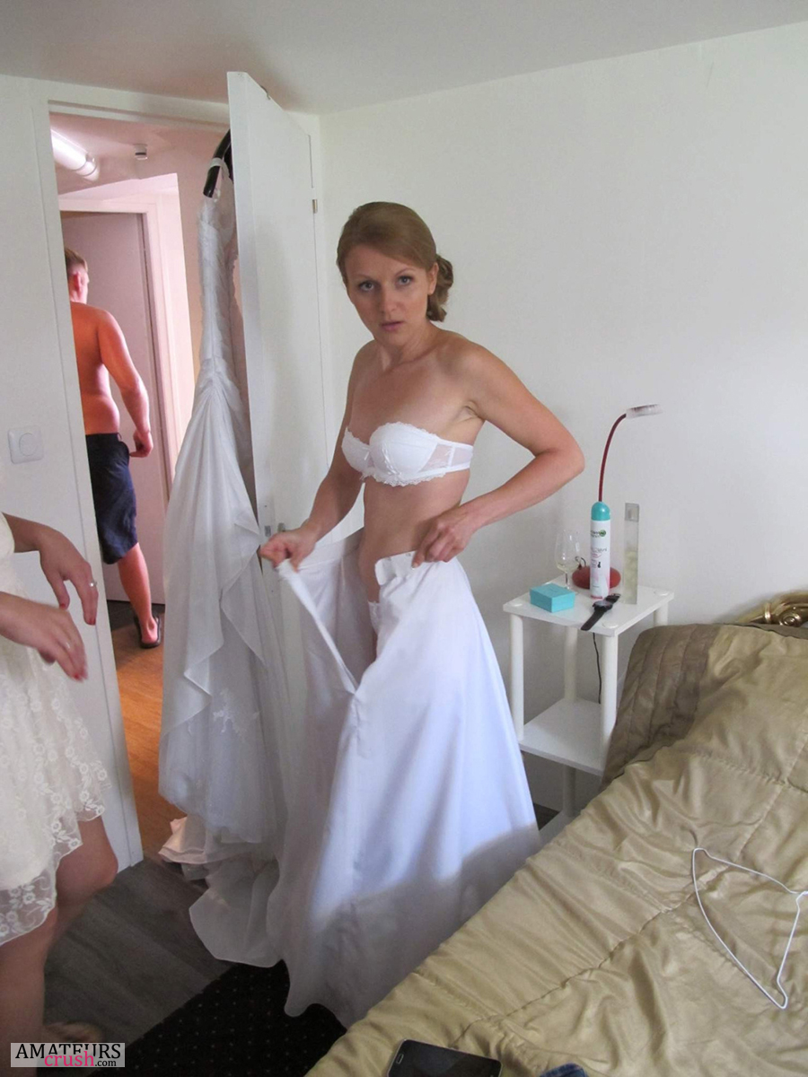 Wedding Dress Boob Cumshots - Slutty Nude Brides Pic w/ Hot and Naughty Bridesmaids ...