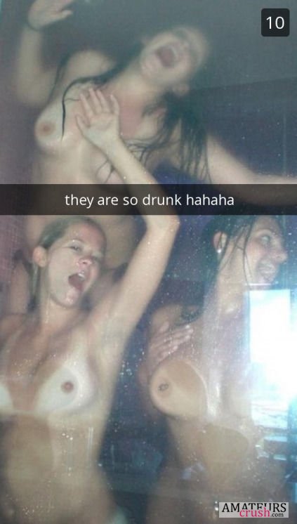 Getting Wet And Naughty Lesbian Sex Naked - Naughty Snapchat Leaks - 66 Fucking Awesome Sexy Snaps ...
