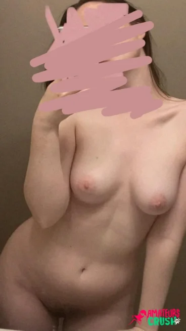 adorable cute 18+ naked natural tits teen beauty selfies