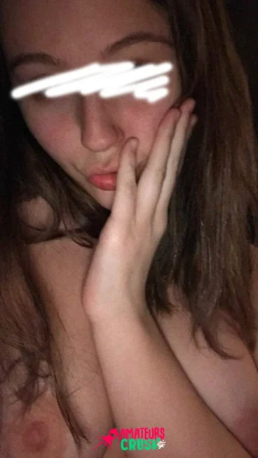 cute Ann snapchat tits nude selfie shot pic